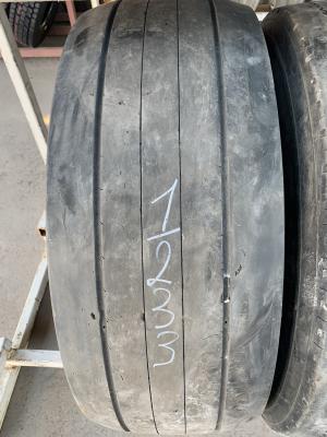385/65 R22.5 Goodyear fuel max t 1233 изос50%