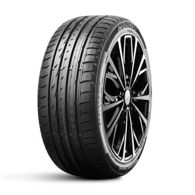 Легковая шина Роудстоун  235/50/18  W 101 N8000  XL